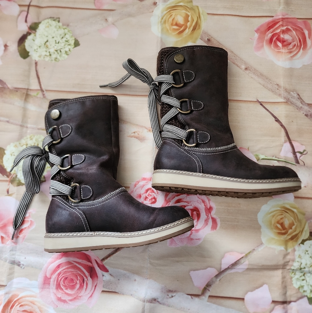 White Mountain Tivia boots